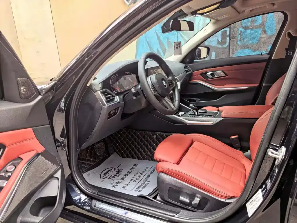 BMW 3 Series 2021 из CN, фото 6