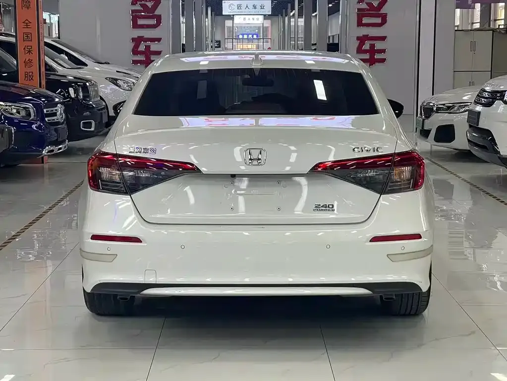 Honda Civic — фото 4
