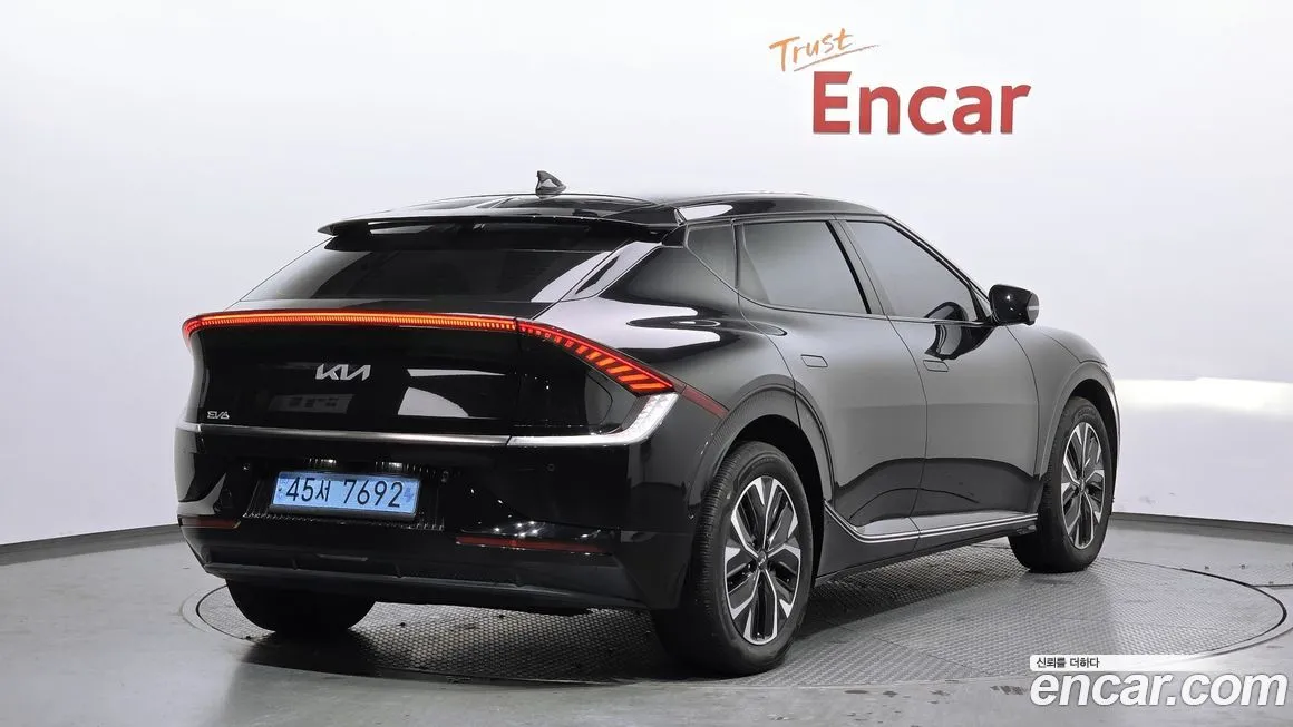 Kia EV6 2022 из KR, фото 2
