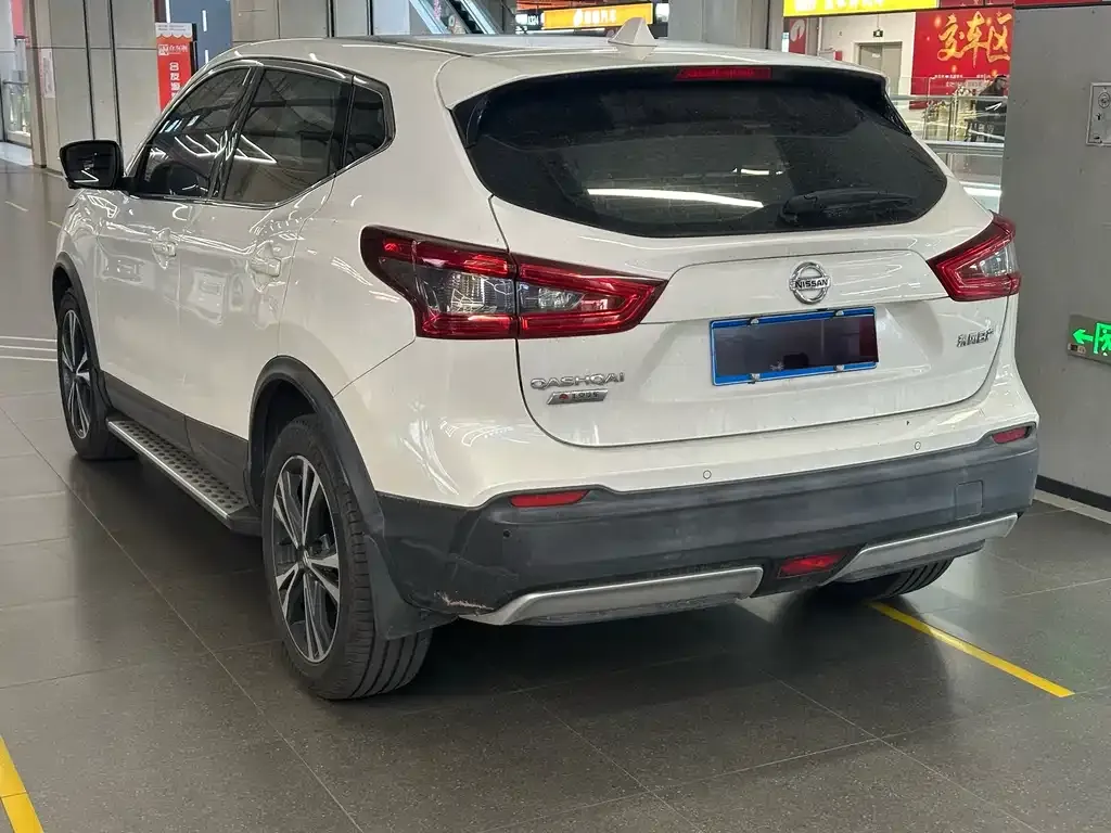 Nissan Qashqai — фото 7