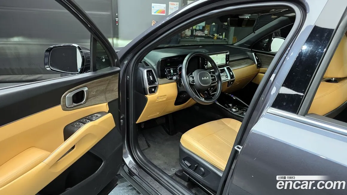 Kia Sorento — фото 8
