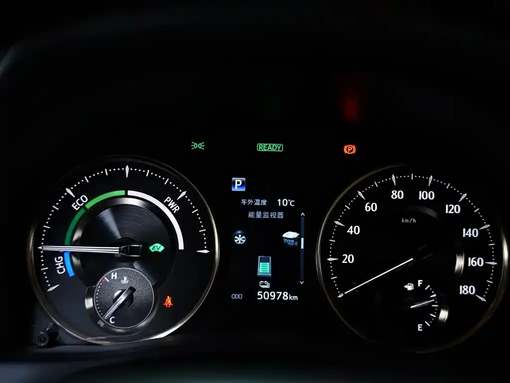 Toyota Alphard 2021 из CN, фото 7