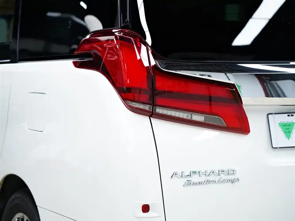 Toyota Alphard 2021 из CN, фото 2