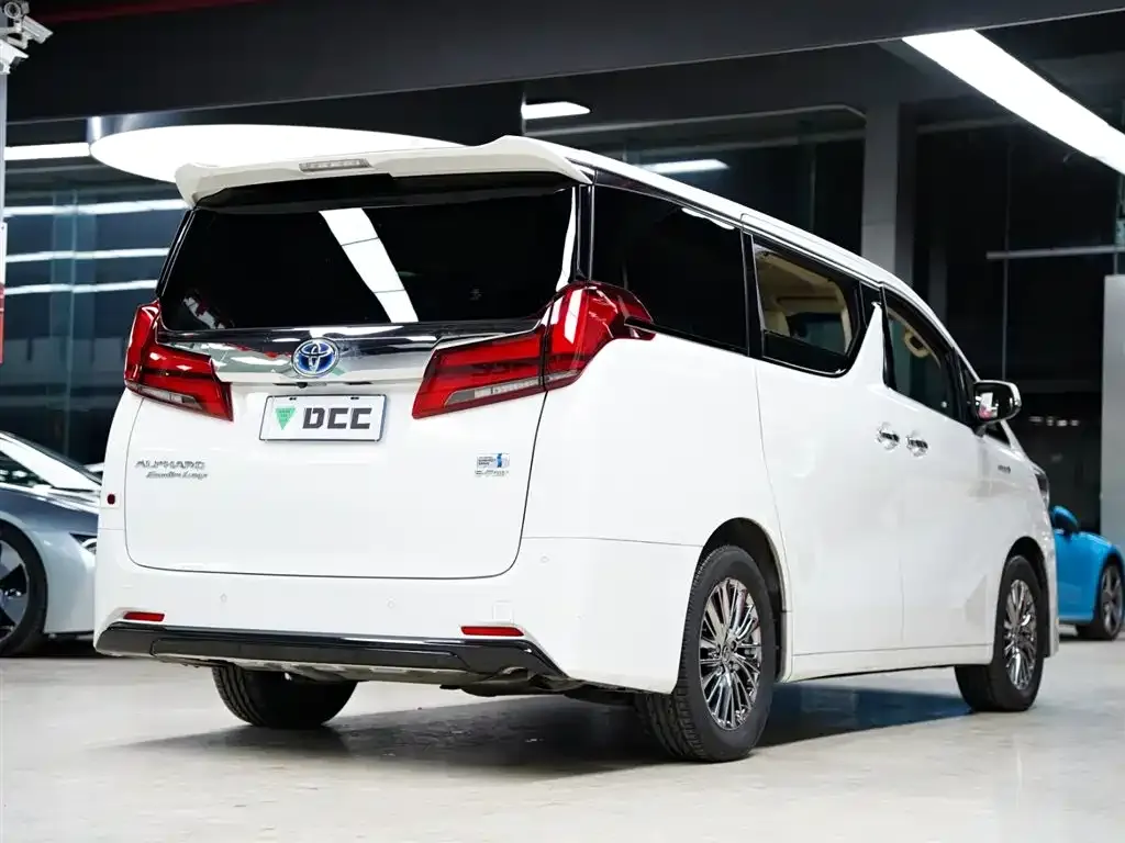 Toyota Alphard 2021 из CN, фото 8