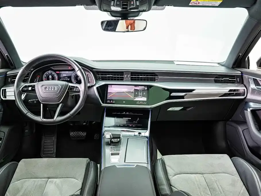 Audi A6L — фото 5
