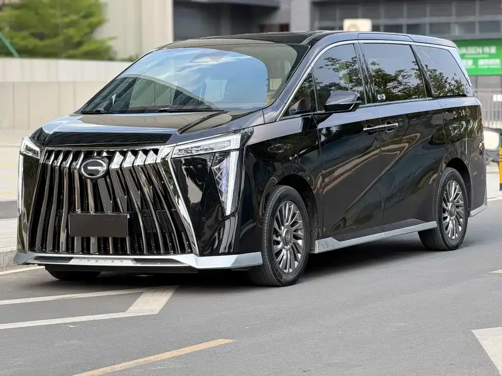 GAC Motor Trumpchi M8 — фото 1