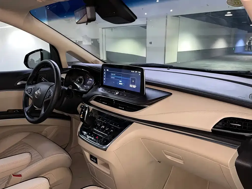 Buick GL8 2022 из CN, фото 5