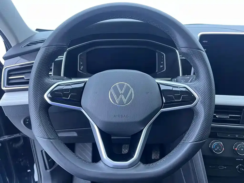 Volkswagen Tiguan L 2022 из CN, фото 8