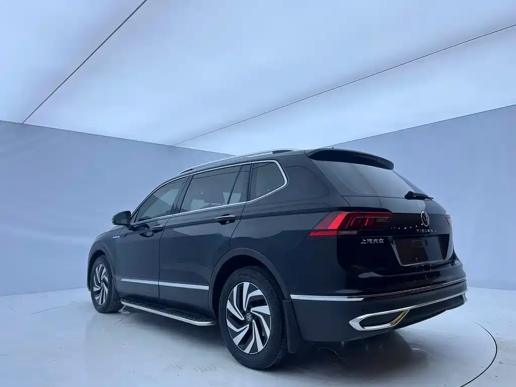 Volkswagen Tiguan L 2022 из CN, фото 7