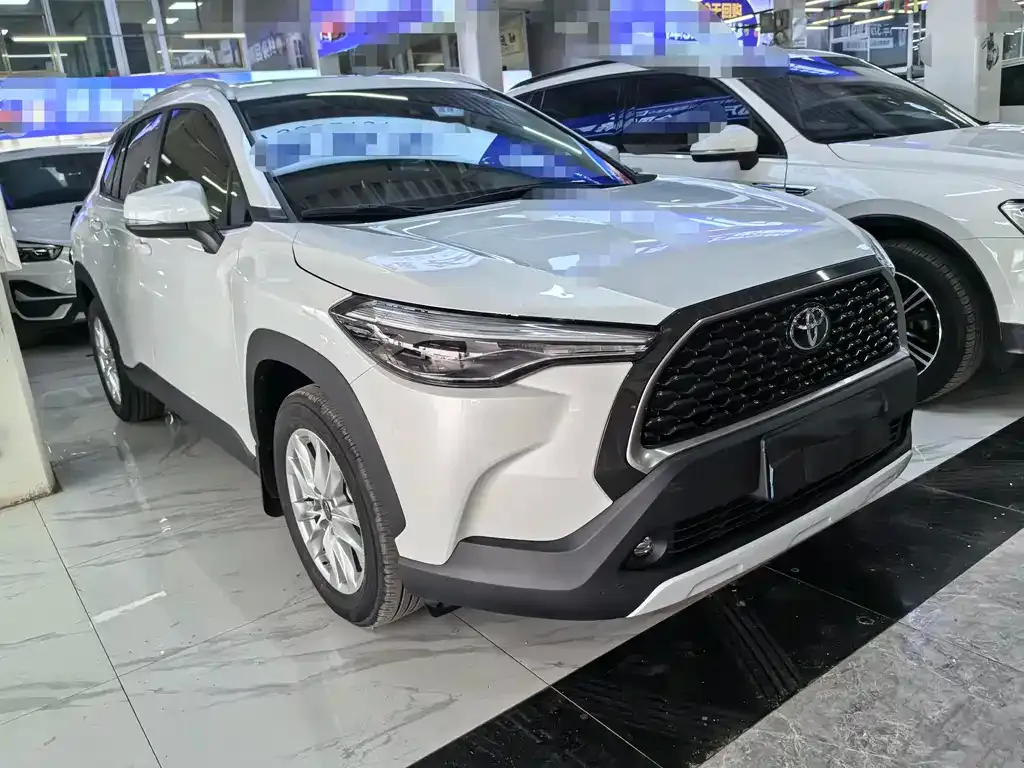 Toyota Corolla Cross — фото 3