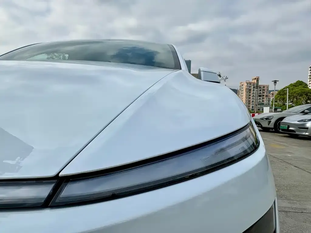 Tesla Model Y L 2025 из CN, фото 2