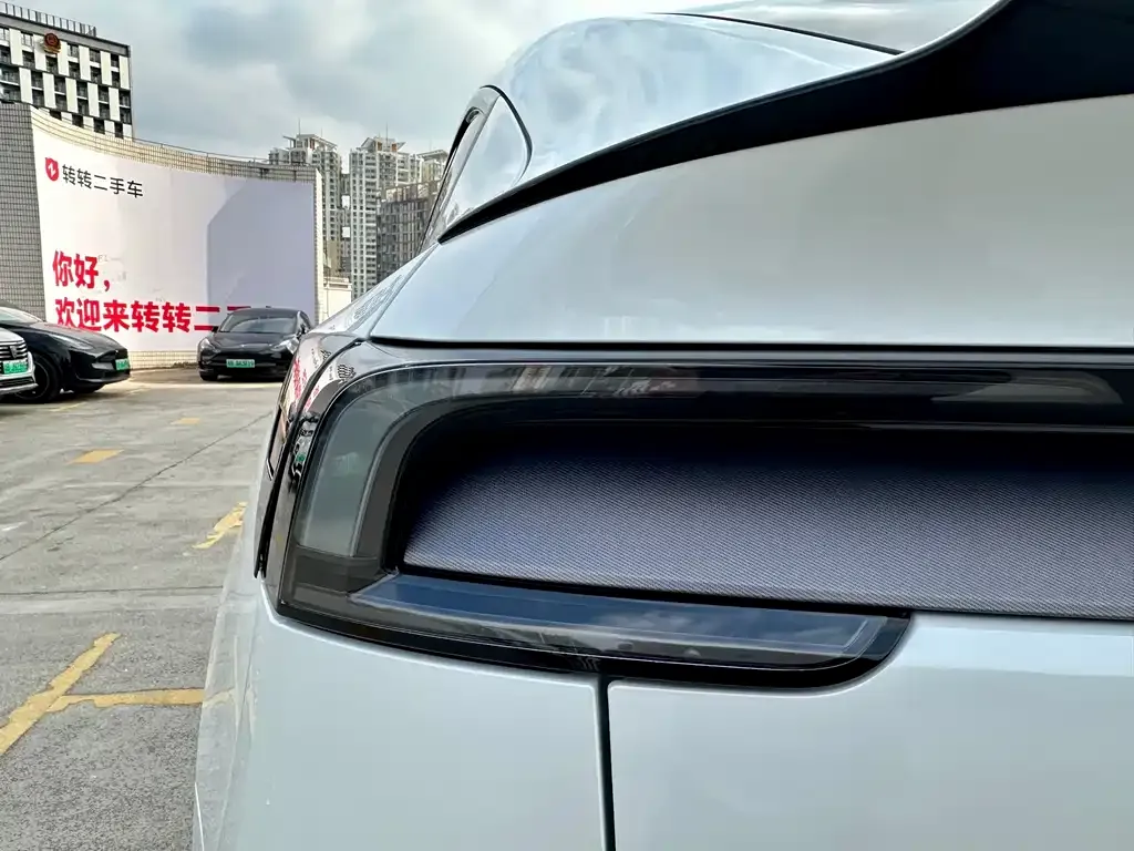 Tesla Model Y L 2025 из CN, фото 3