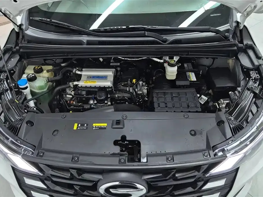 GAC Motor Trumpchi M6 — фото 8