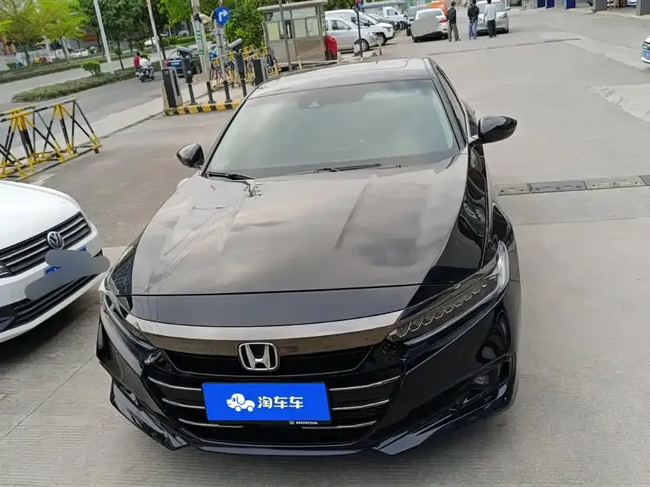 Honda Accord — фото 9