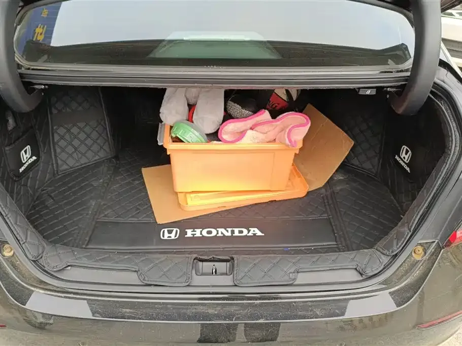 Honda Accord — фото 4