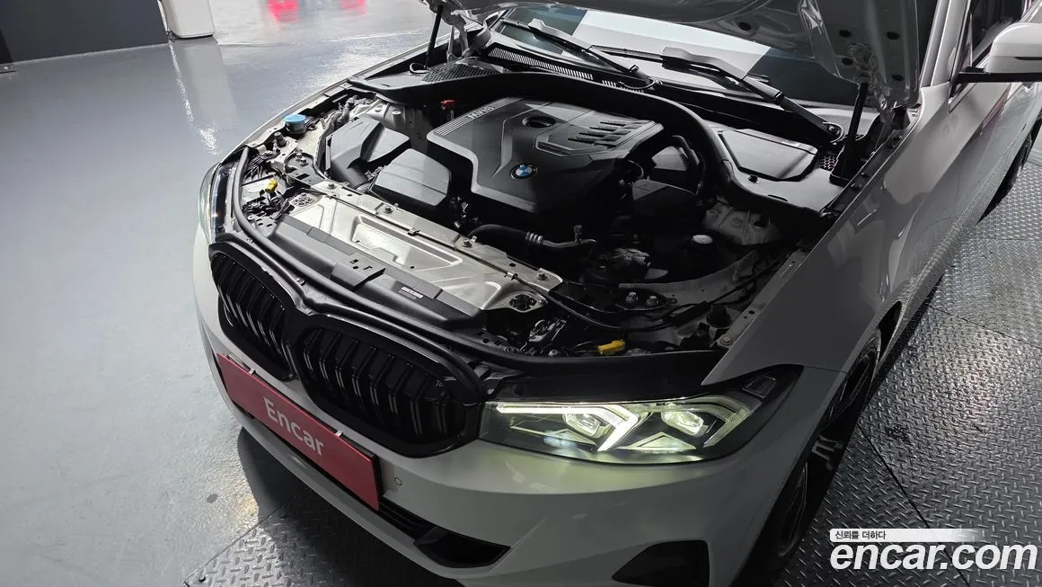 BMW 3-Series 2023 из KR, фото 7