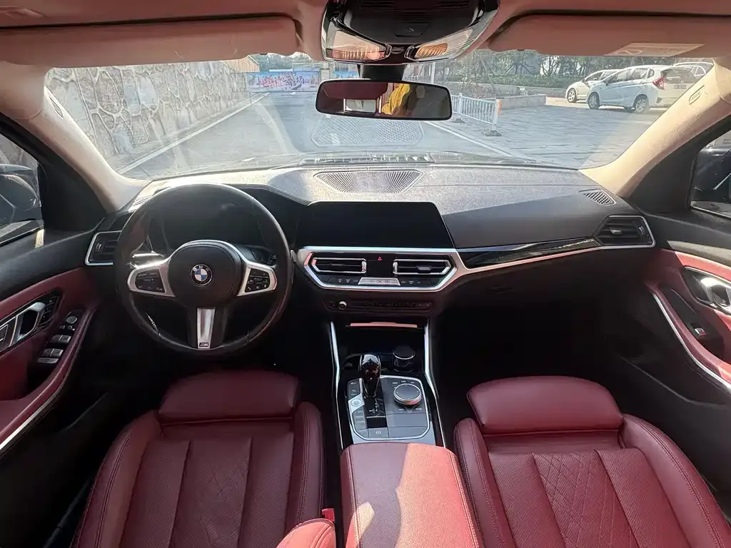 BMW 3 Series 2022 из CN, фото 4