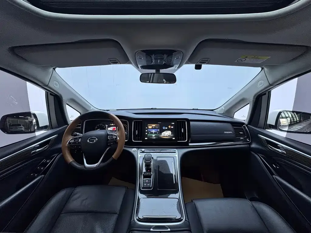 GAC Motor Trumpchi M8 — фото 2