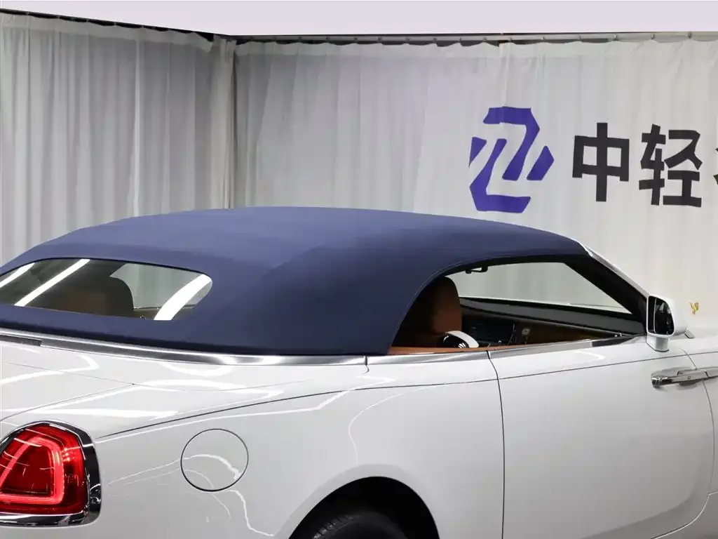 Rolls-Royce Dawn 2023 из CN, фото 5