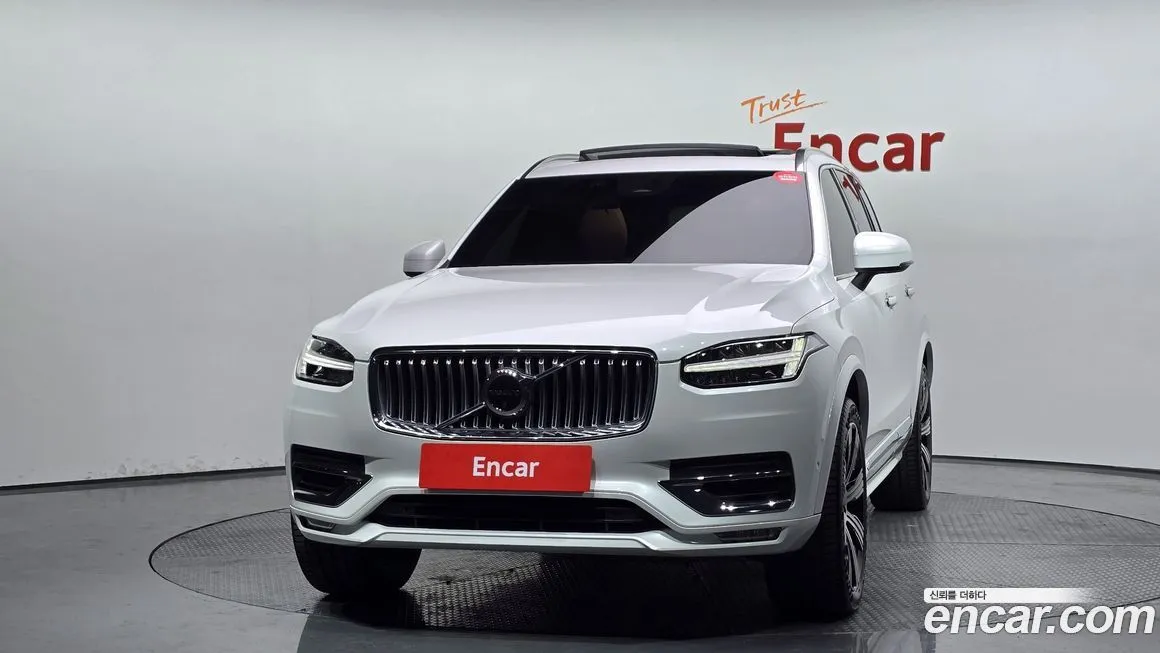 Volvo XC90 — фото 2