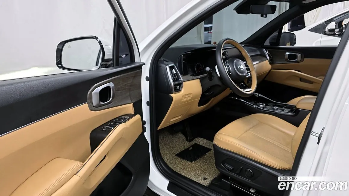 Kia Sorento — фото 7