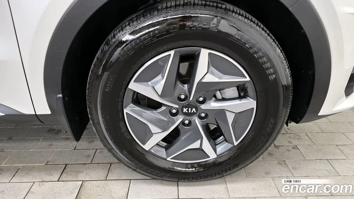 Kia Sorento — фото 9