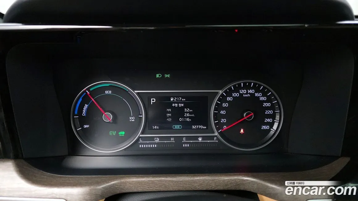 Kia Sorento — фото 10