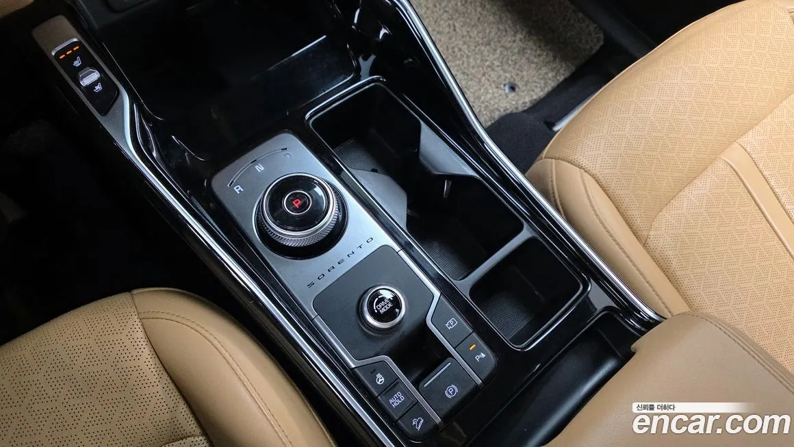 Kia Sorento — фото 6