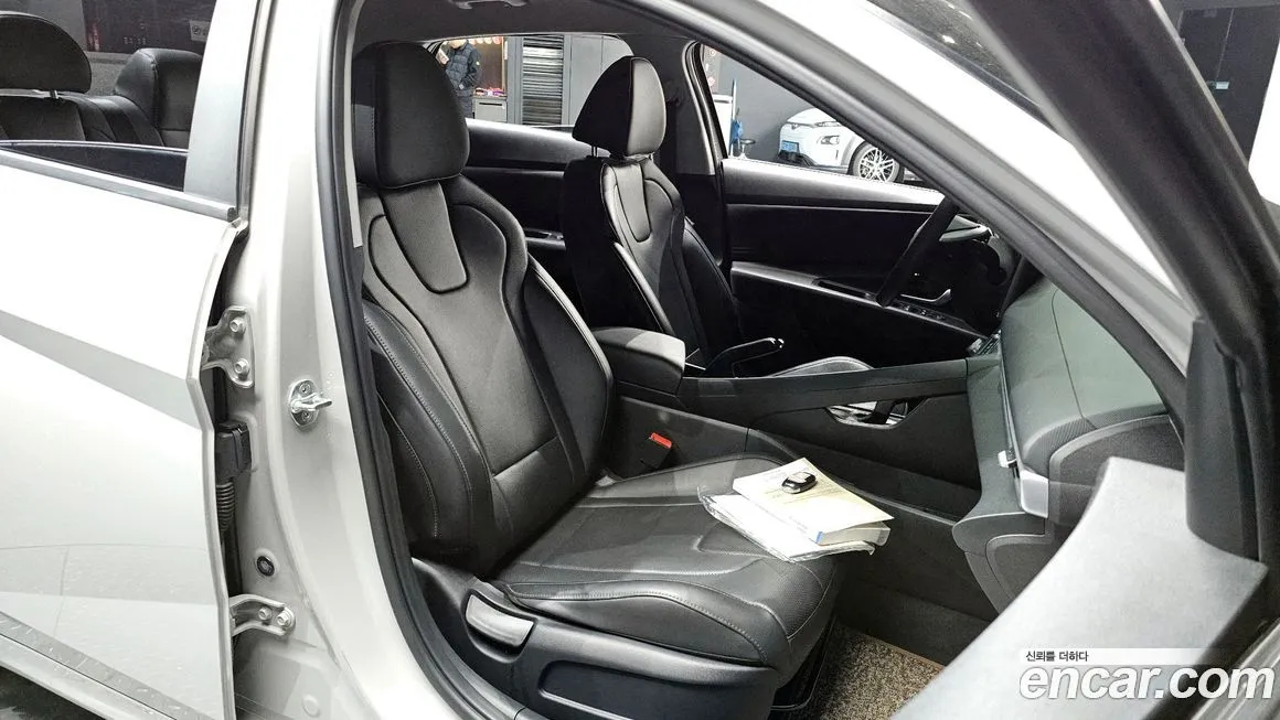 Hyundai AVANTE — фото 6