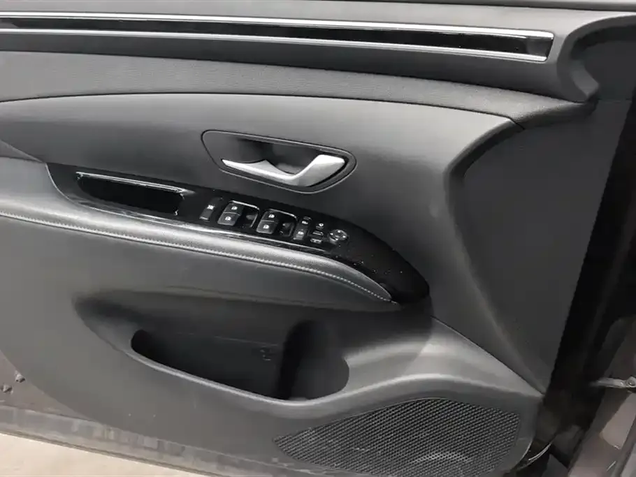 Hyundai Tucson — фото 7