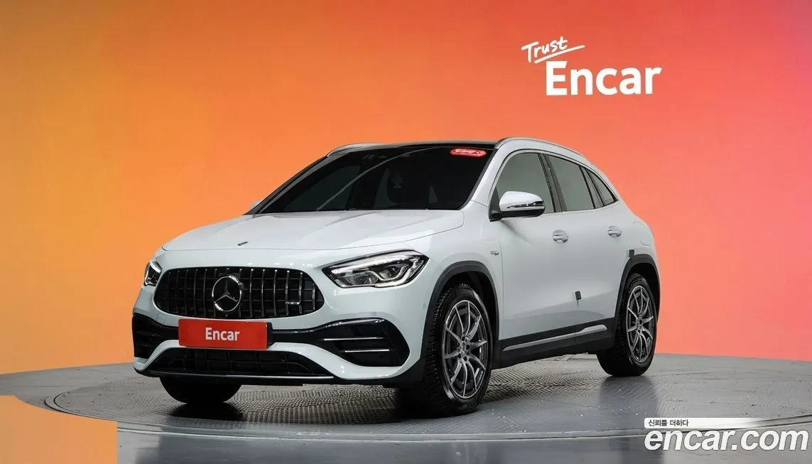 Mercedes-Benz GLA-Class — фото 1