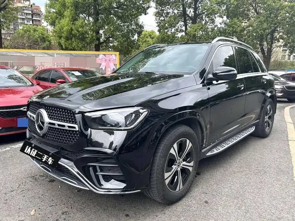 Mercedes-Benz GLE — фото 1