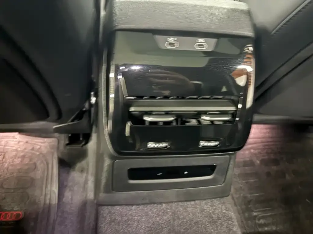 Audi A5L 2025 из CN, фото 3
