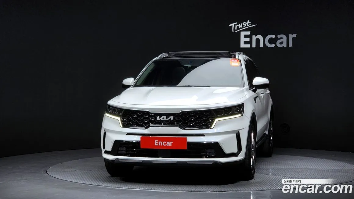 Kia Sorento — фото 5