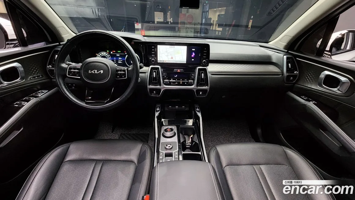 Kia Sorento — фото 10