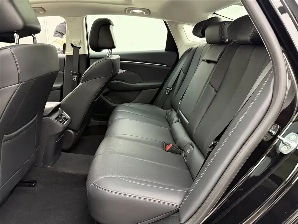Buick LaCrosse 2025 из CN, фото 4