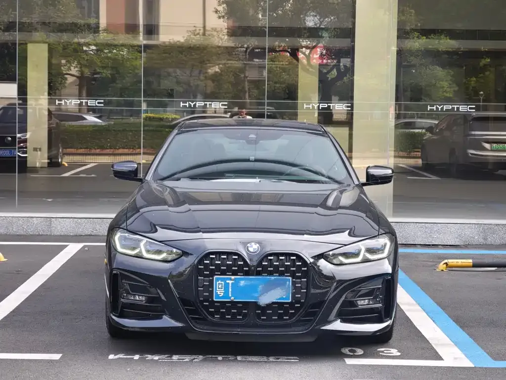 BMW 4 Series — фото 1