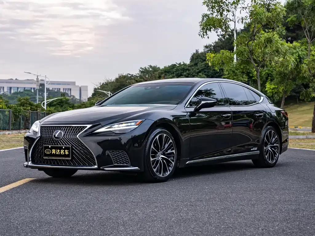 Lexus LS 2021 из CN, фото 1