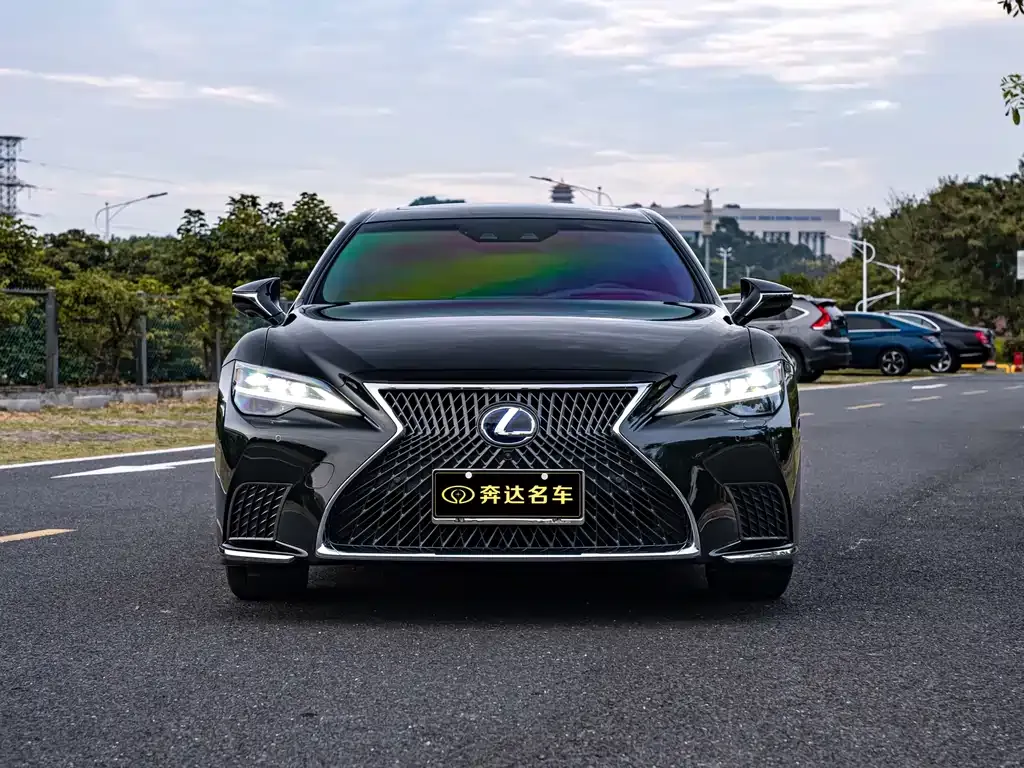 Lexus LS 2021 из CN, фото 10