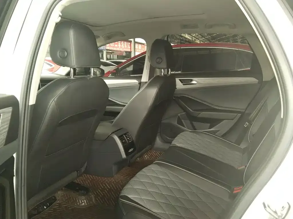 Volkswagen Sagitar 2022 из CN, фото 6