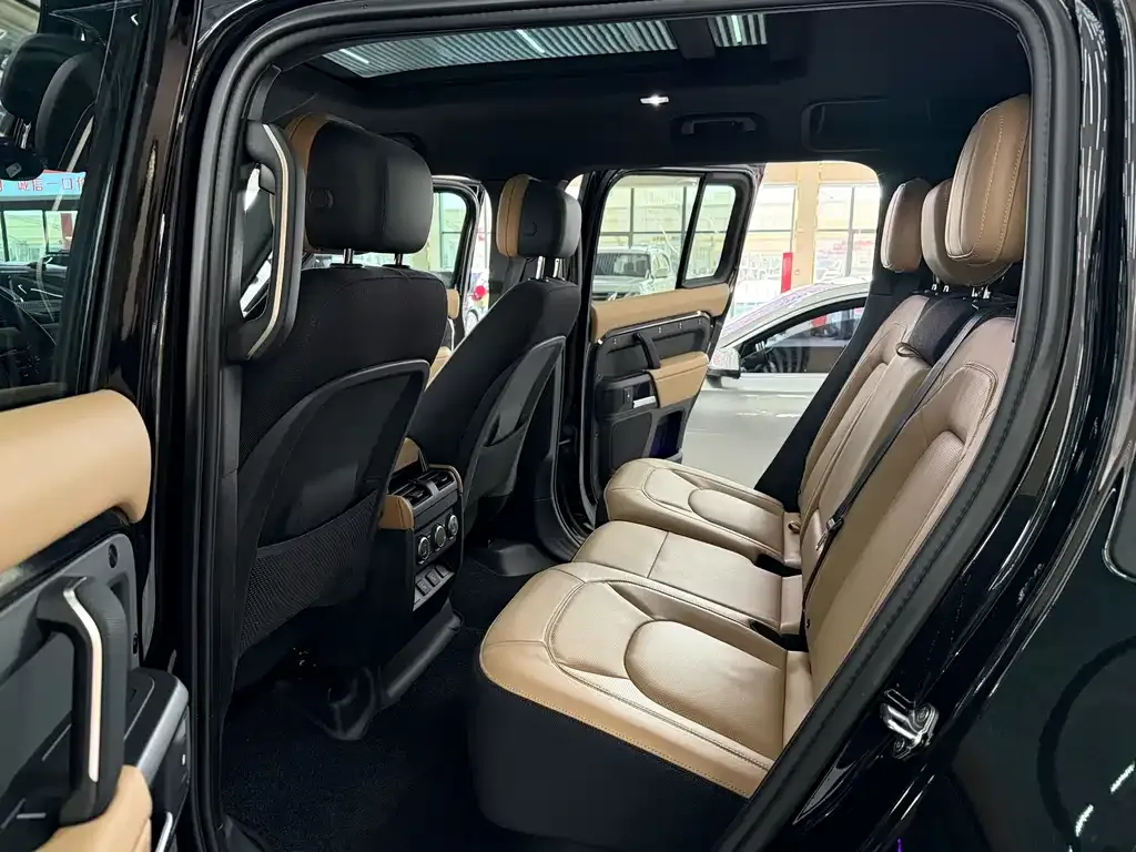 Land Rover Defender 2025 из CN, фото 3