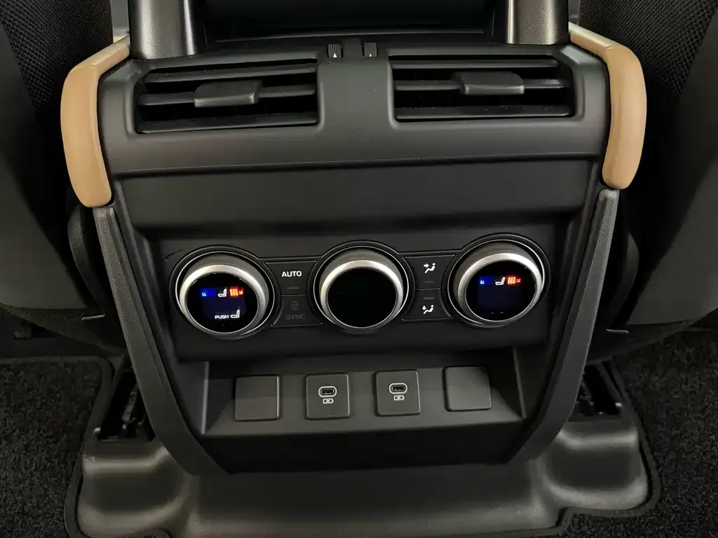 Land Rover Defender 2025 из CN, фото 10