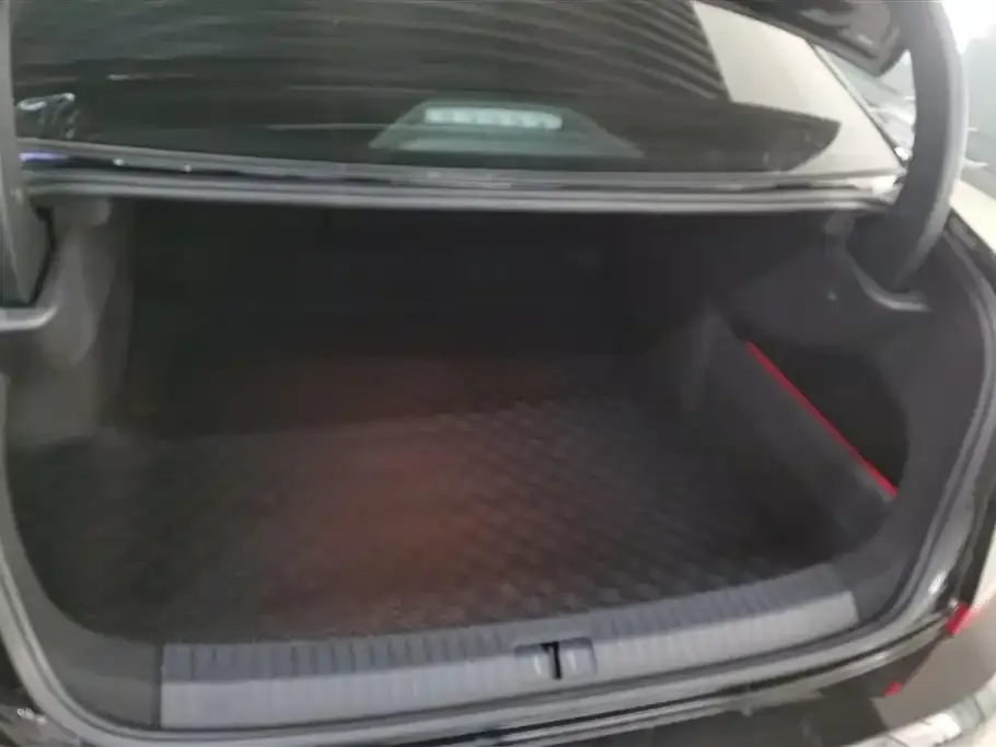 Volkswagen Passat — фото 3