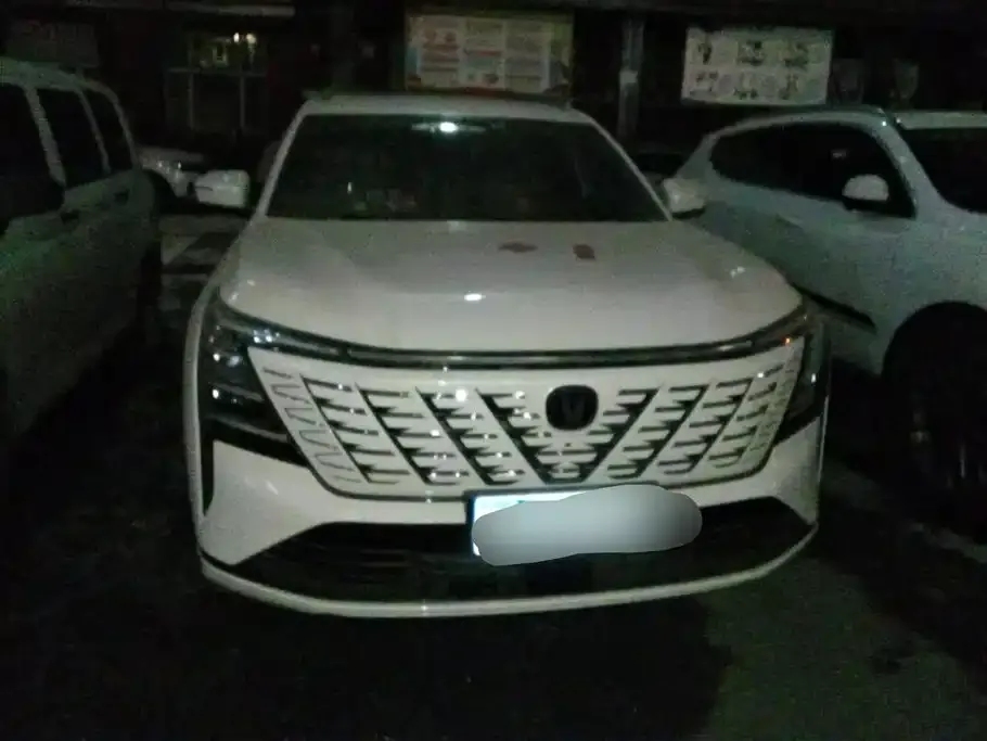 Changan CS75PLUS — фото 2