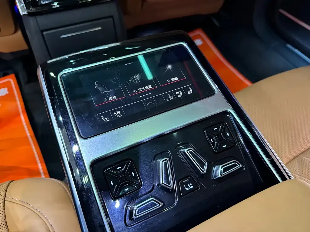 Audi A8 2024 из CN, фото 6