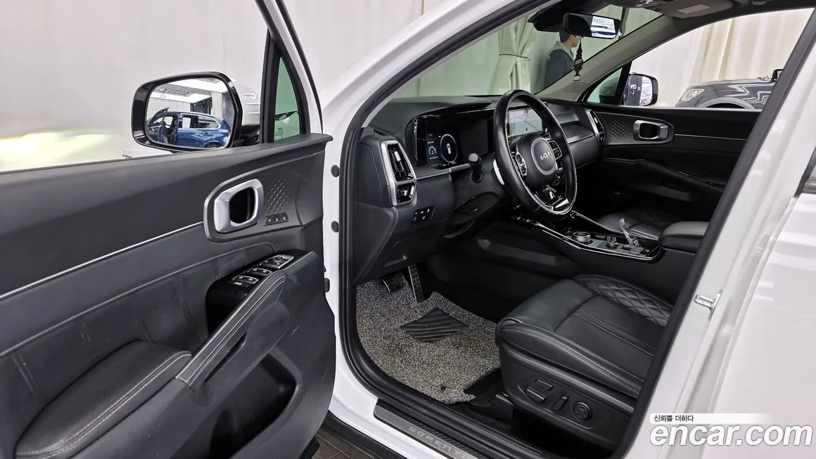 Kia Sorento — фото 7