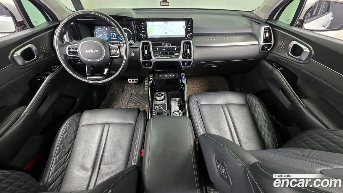 Kia Sorento — фото 10