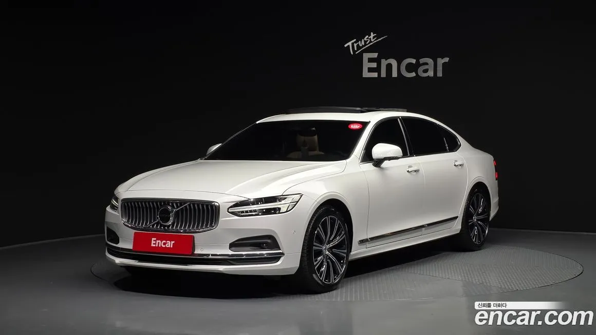 Volvo S90 — фото 1