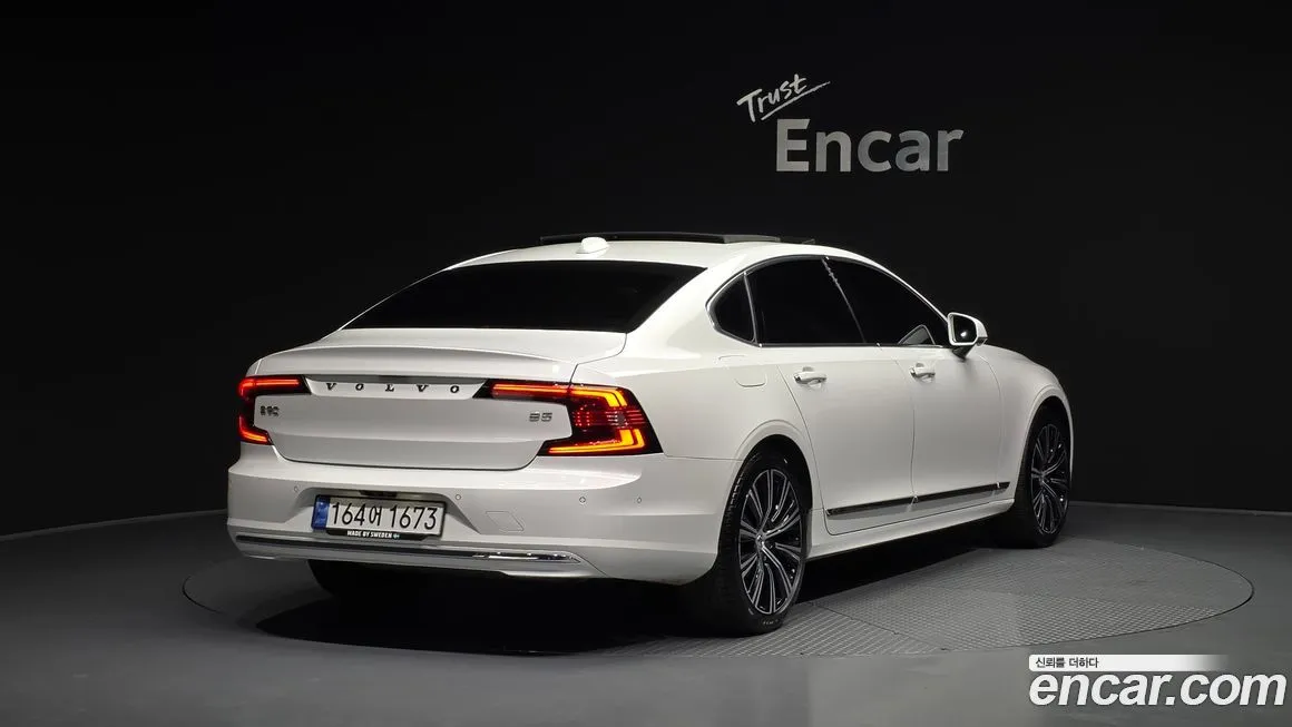 Volvo S90 — фото 5