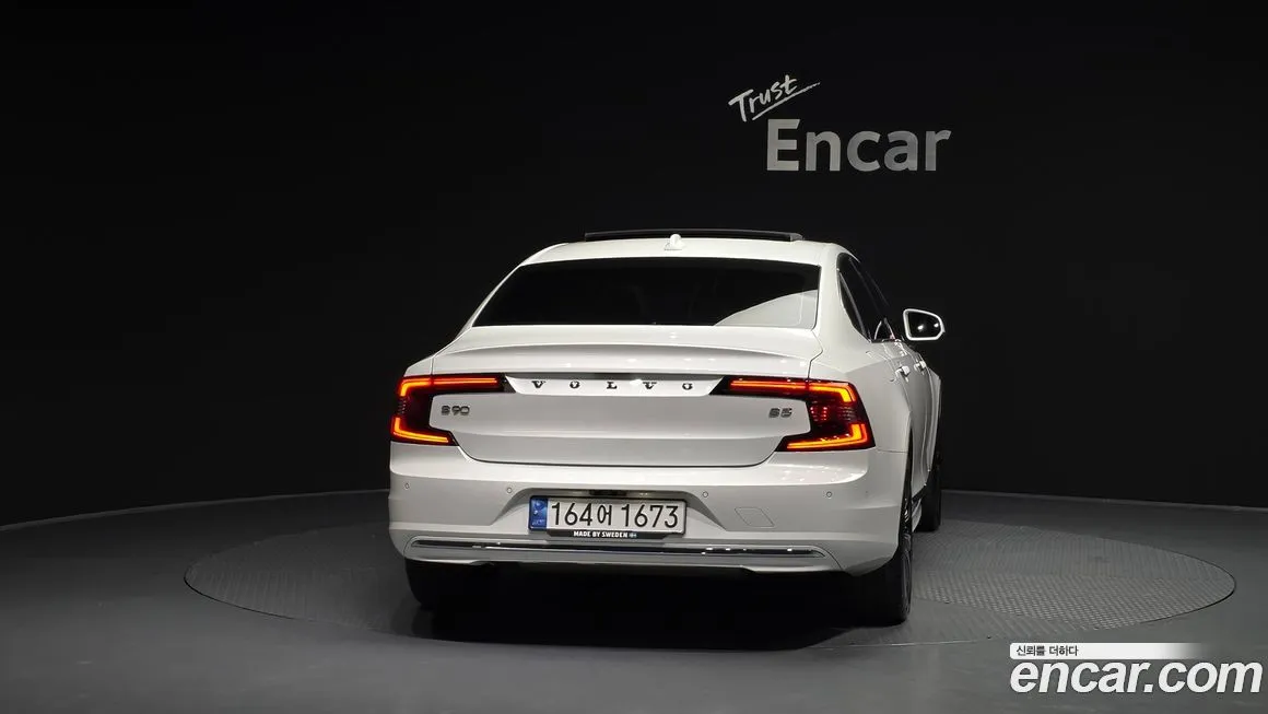 Volvo S90 — фото 2